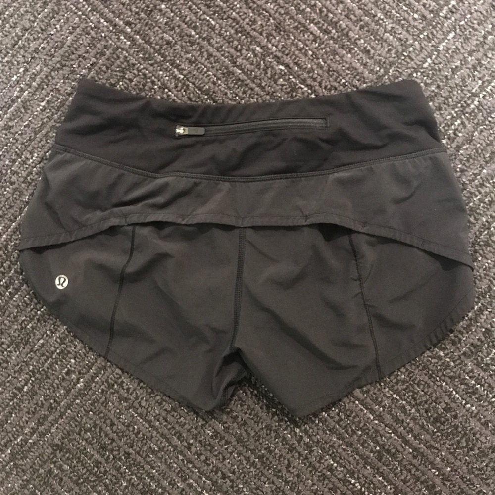 Lululemon short shorts